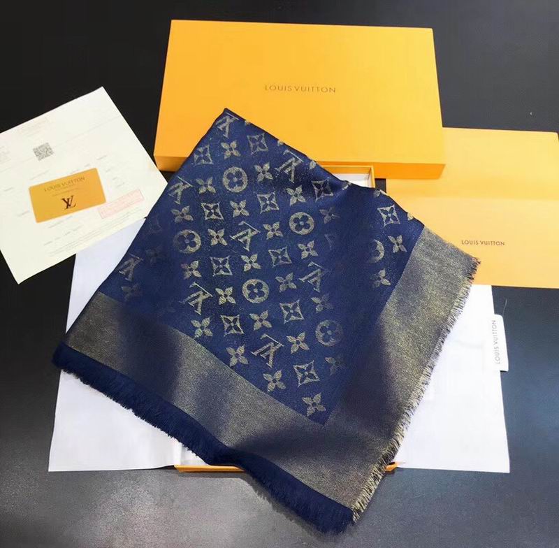 LV silk scarf 140X140cm E04